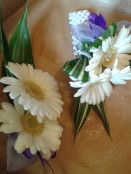 Wedding wrist corsages