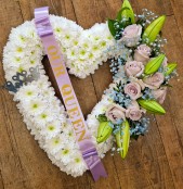 Open heart tribute